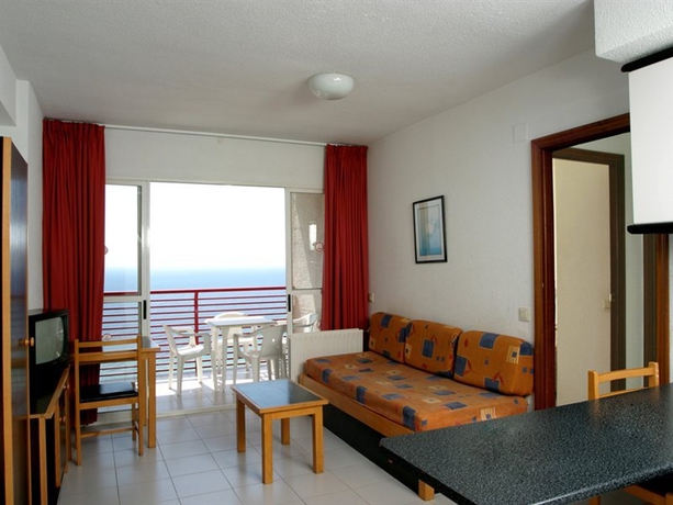 Imagen general del Apartamentos El Faro, Benidorm - Playa Poniente. Foto 1