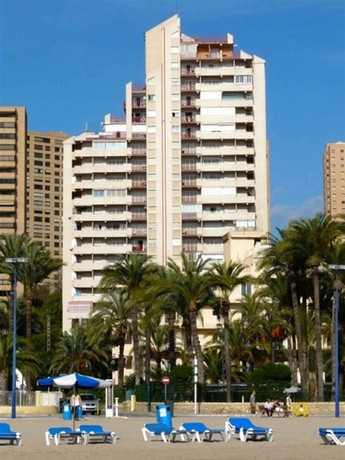 Imagen general del Apartamentos El Faro, Benidorm - Playa Poniente. Foto 3