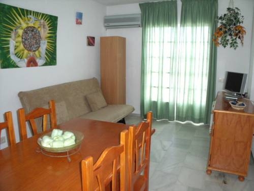 Imagen general del Apartamentos El Gran Gonzalez. Foto 11