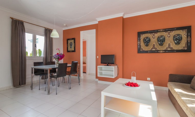 Imagen de los interiores del Apartamentos El Guarapo. Foto 16