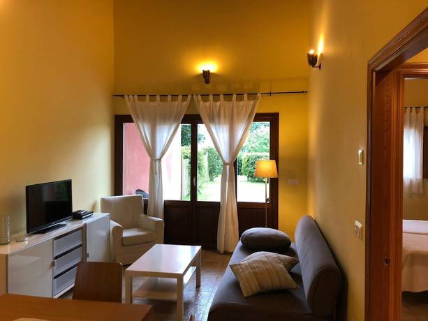 Imagen de la habitación del Apartamentos El Guindal. Foto 16