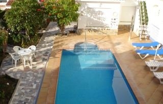 Imagen de la piscina del Apartamentos El Jardin, Nerja. Foto 6