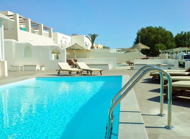 Imagen de la piscina del Apartamentos El Mar Villas. Foto 10