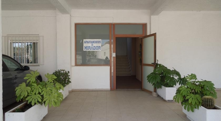 Imagen general del Apartamentos El Mirador II. Foto 10