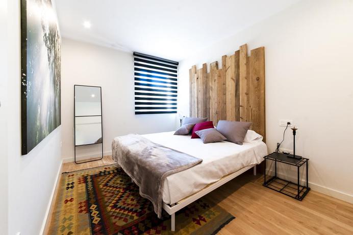 Imagen de la habitación del Apartamentos El Mirador del Alcázar. Foto 3