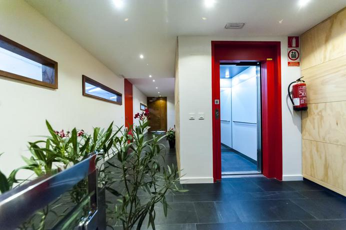 Imagen de los interiores del Apartamentos El Mirador del Alcázar. Foto 15