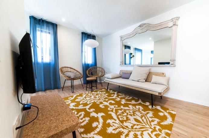 Imagen de la habitación del Apartamentos El Mirador del Alcázar. Foto 9