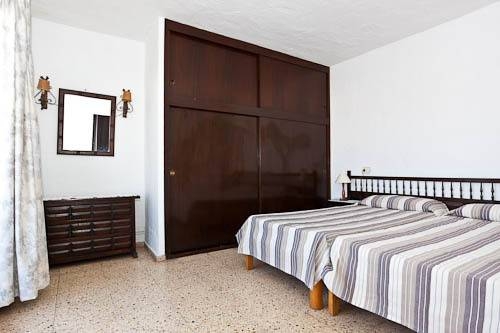 Imagen de la habitación del Apartamentos El Moro. Foto 5