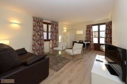 Imagen de los interiores del Apartamentos El Palacete de Ainsa. Foto 12