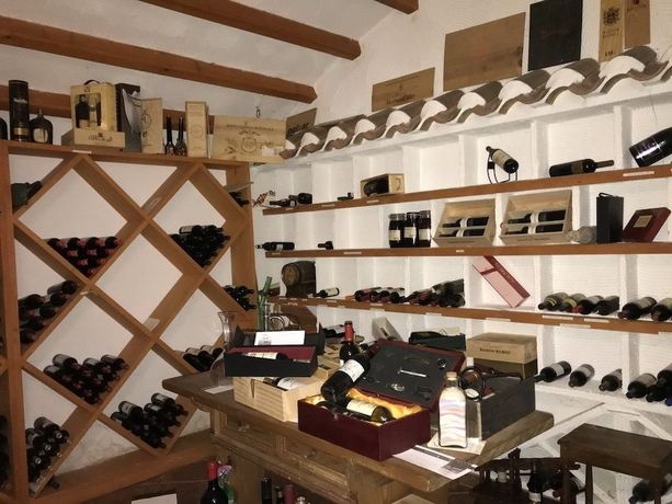 Imagen del bar/restaurante del Apartamentos El Palacil. Foto 3