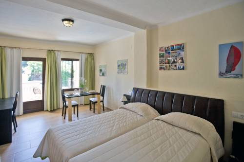 Imagen de la habitación del Apartamentos El Parque Andaluz. Foto 11