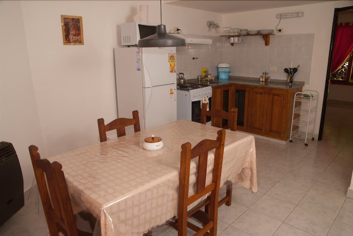 Imagen de la habitación del Apartamentos El Patio, SAN MART&Iacute;N DE LOS ANDES. Foto 17