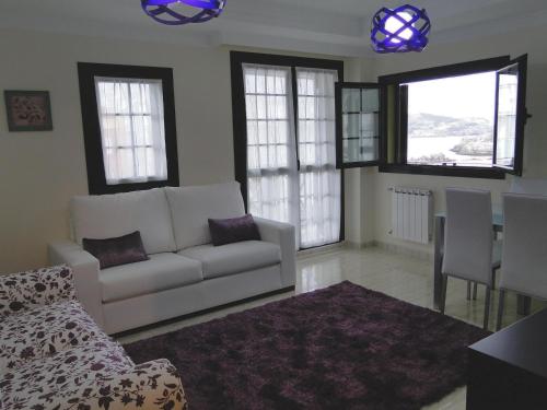 Imagen de la habitación del Apartamentos El Pinedo. Foto 5