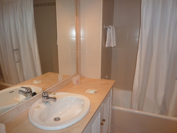 Imagen de la habitación del Apartamentos El Porton. Foto 3