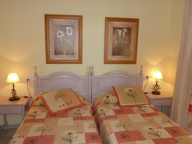 Imagen de la habitación del Apartamentos El Porton. Foto 5