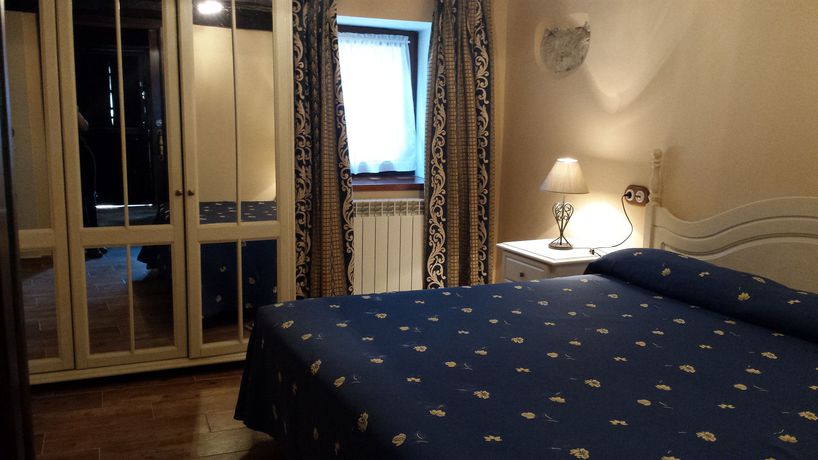 Imagen de la habitación del Apartamentos El Requexu Rurales. Foto 5