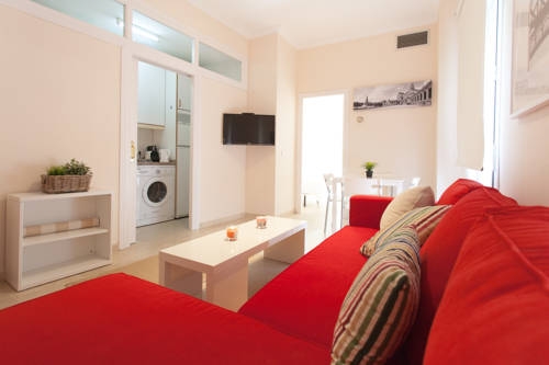 Imagen general del Apartamentos El Salvador, Sevilla. Foto 4