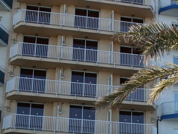 Imagen general del Apartamentos El Sorrall. Foto 6