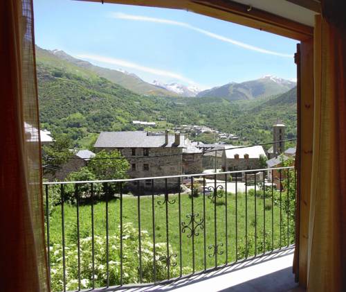 Imagen de la habitación del Apartamentos El Tarter, Bo&iacute;. Foto 4