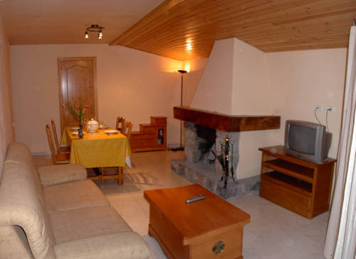 Imagen de la habitación del Apartamentos El Tarter, Bo&iacute;. Foto 9