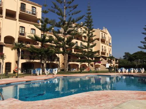 Imagen de la habitación del Apartamentos El Toro, Marbella. Foto 2