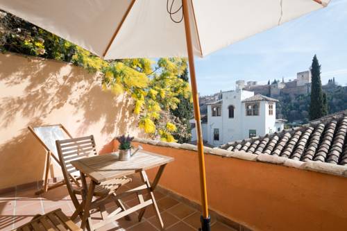 Imagen de la habitación del Apartamentos El Trillo. Foto 2