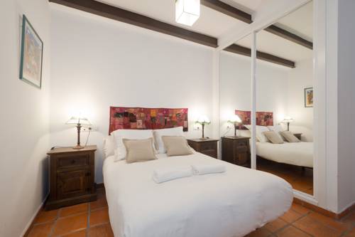 Imagen de la habitación del Apartamentos El Trillo. Foto 3