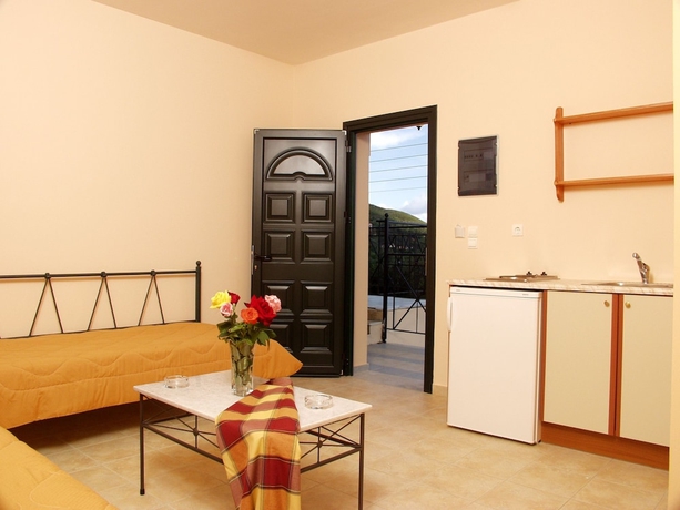 Imagen de la habitación del Apartamentos Elanthi Village Hotel. Foto 5