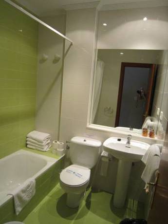 Imagen de la habitación del Apartamentos Elena, Laredo. Foto 4