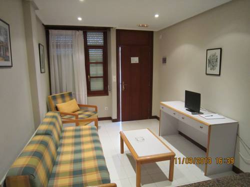 Imagen de la habitación del Apartamentos Elena, Laredo. Foto 6