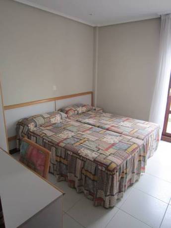 Imagen de la habitación del Apartamentos Elena, Laredo. Foto 8