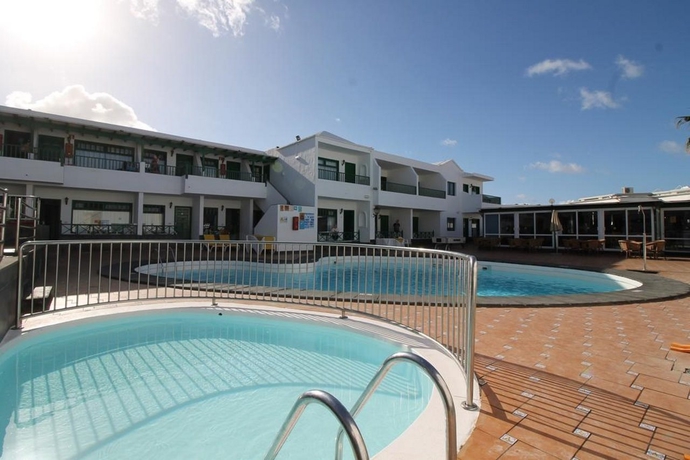 Imagen general del Apartamentos Elena, Puerto del Carmen. Foto 11