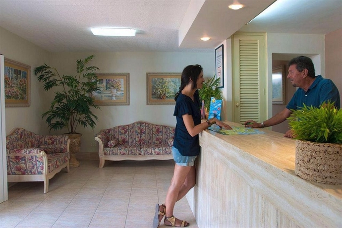 Imagen general del Apartamentos Elena, Puerto del Carmen. Foto 14