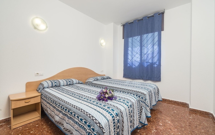 Imagen de la habitación del Apartamentos Els Llorers. Foto 9