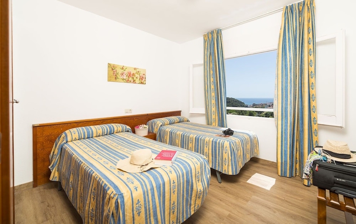 Imagen de la habitación del Apartamentos Els Llorers. Foto 10