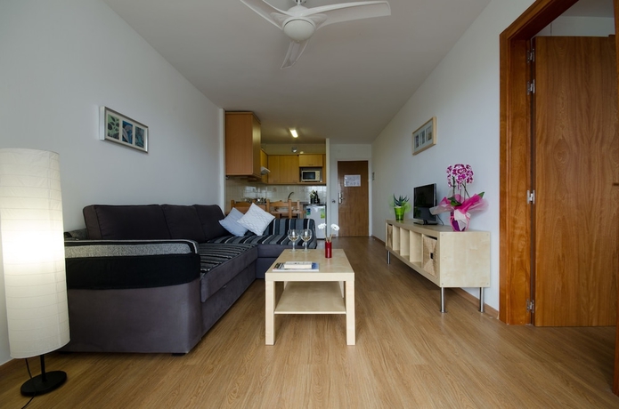 Imagen de la habitación del Apartamentos Els Llorers. Foto 19