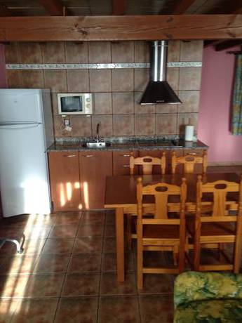 Imagen de la habitación del Apartamentos Els Ocells. Foto 6