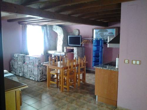 Imagen de la habitación del Apartamentos Els Ocells. Foto 11