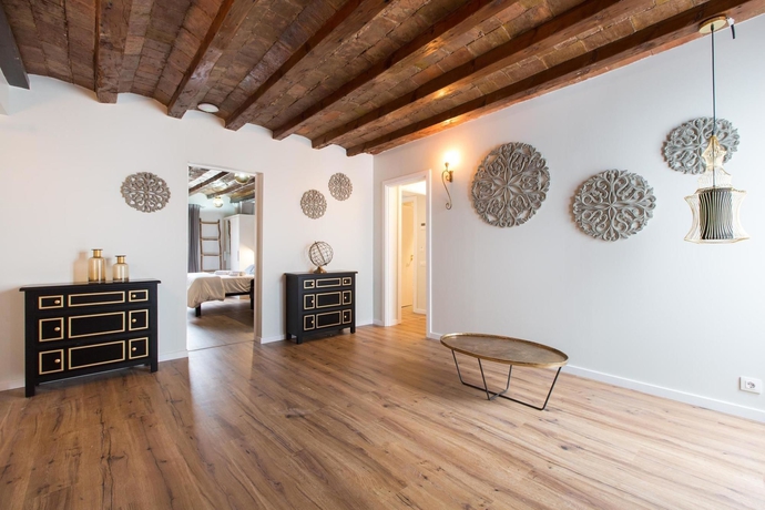 Imagen de los interiores del Apartamentos En Ferran by The Streets. Foto 16