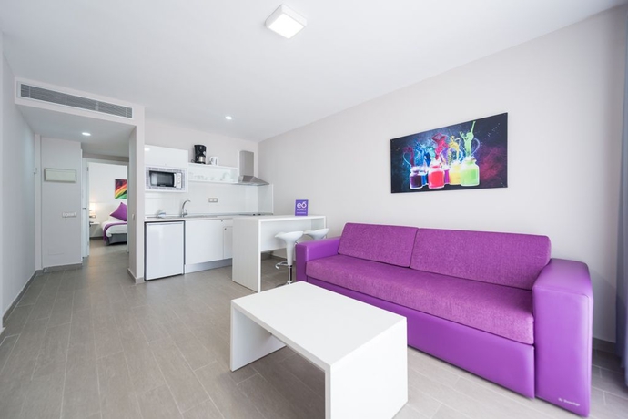 Imagen general del Apartamentos Eó Corona Cedral. Foto 8