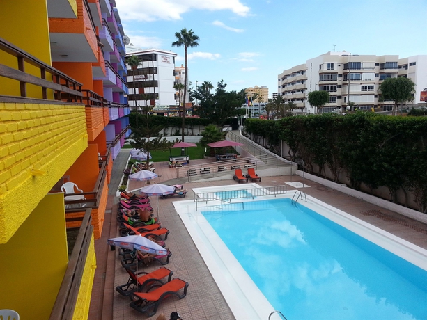 Imagen de la piscina del Apartamentos Eó Las Gacelas. Foto 10