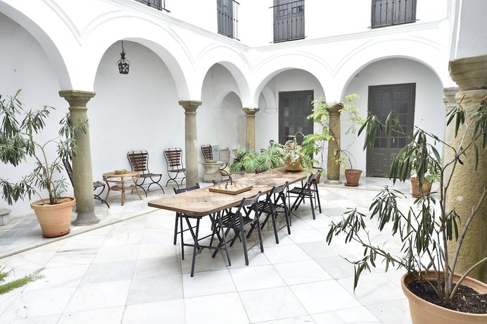 Imagen de los interiores del Apartamentos Eole Tarifa. Foto 6