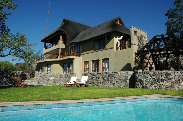 Imagen de la piscina del Apartamentos Epacha Game Lodge and Spa. Foto 12