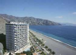 Imagen general del Apartamentos Epsilon, Almuñecar. Foto 1