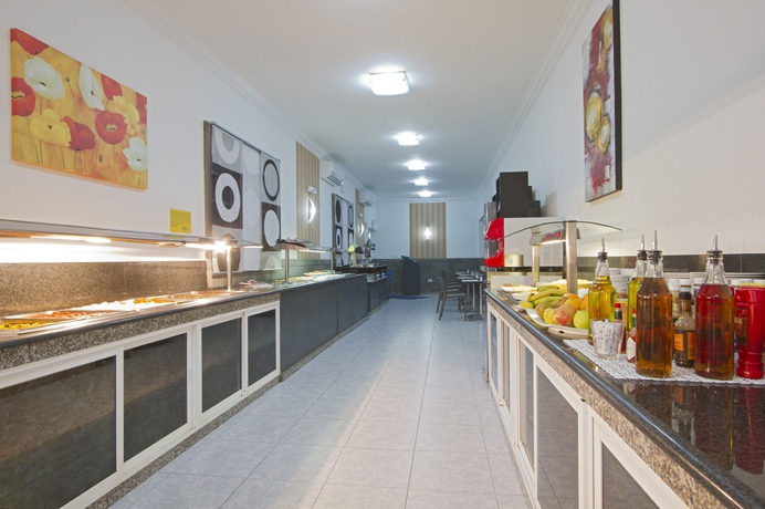 Imagen del bar/restaurante del Apartamentos Ereza Los Hibiscos - Adults Only. Foto 15