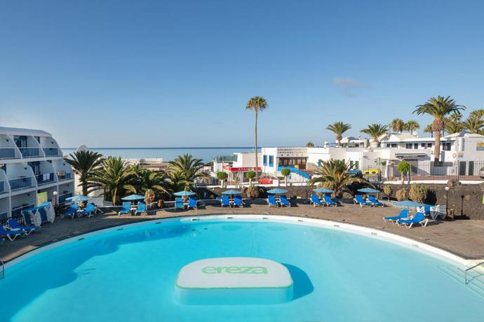 Imagen general del Apartamentos Ereza Los Hibiscos - Adults Only. Foto 3