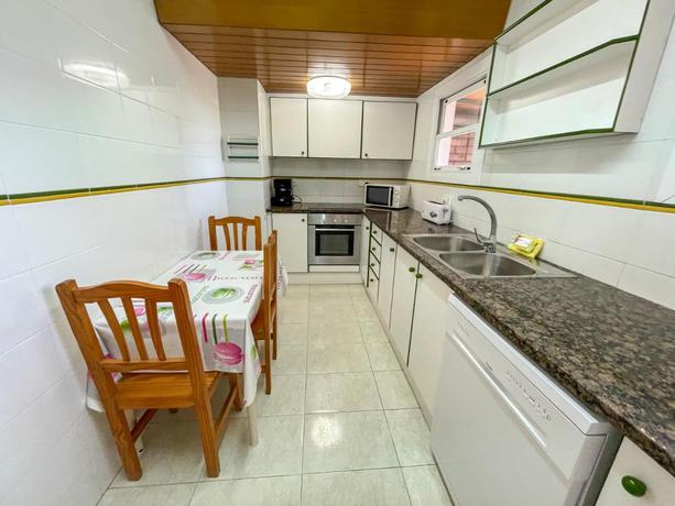 Imagen de la habitación del Apartamentos Escor 3000. Foto 12