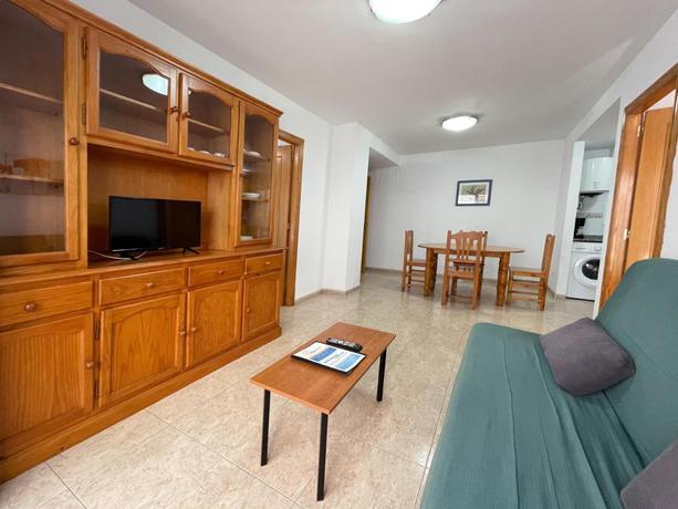 Imagen de la habitación del Apartamentos Estacion Oropesa 3000. Foto 8