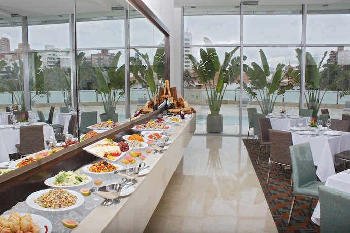 Imagen del bar/restaurante del Apartamentos Estelar Barranquilla. Foto 7