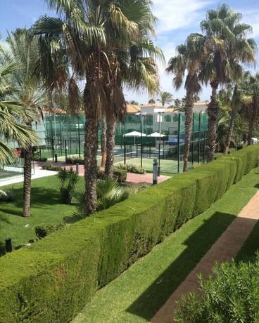 Imagen de los exteriores del Apartamentos Estival 3000. Foto 9